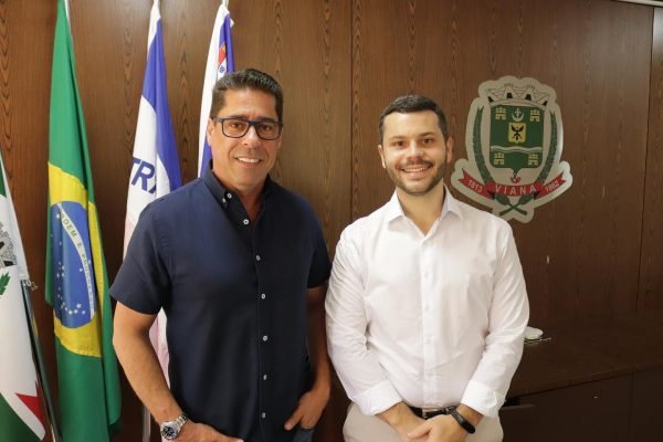 Dep. Marcelo Santos com o prefeito de Viana Wanderson Bueno