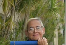 Ex-aluna do EJA relata experiência de sucesso nos estudos